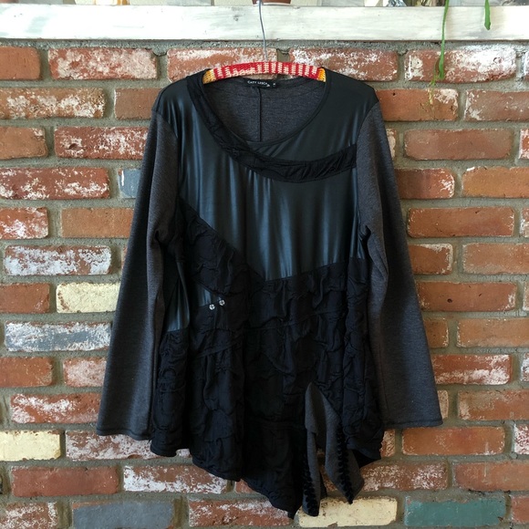 Caty Lesca Lagenlook Faux Leather Asymmetrical Long Sleeve Swing Top - Picture 1 of 6